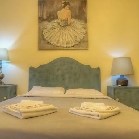 Large And Bright Apartment In The City Centre Goslm-2 Sliema Eksteriør billede