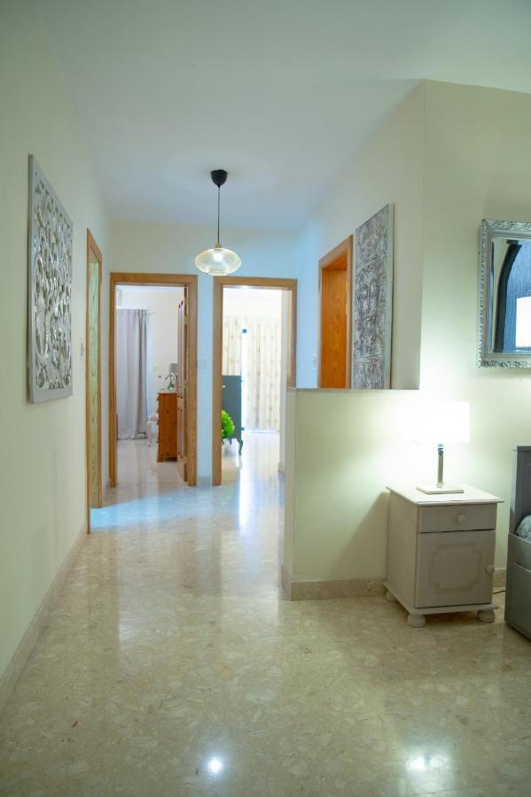 Large And Bright Apartment In The City Centre Goslm-2 Sliema Eksteriør billede