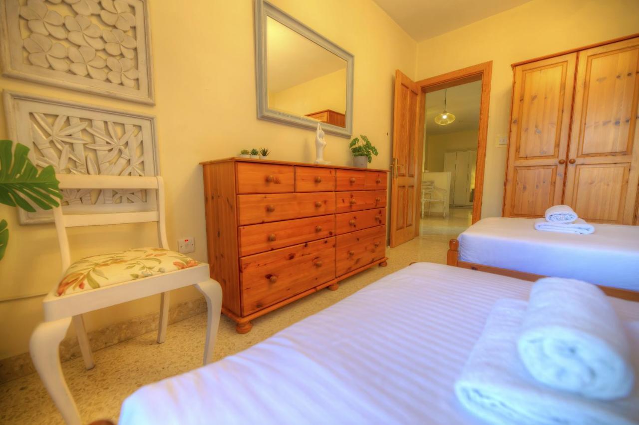 Large And Bright Apartment In The City Centre Goslm-2 Sliema Eksteriør billede