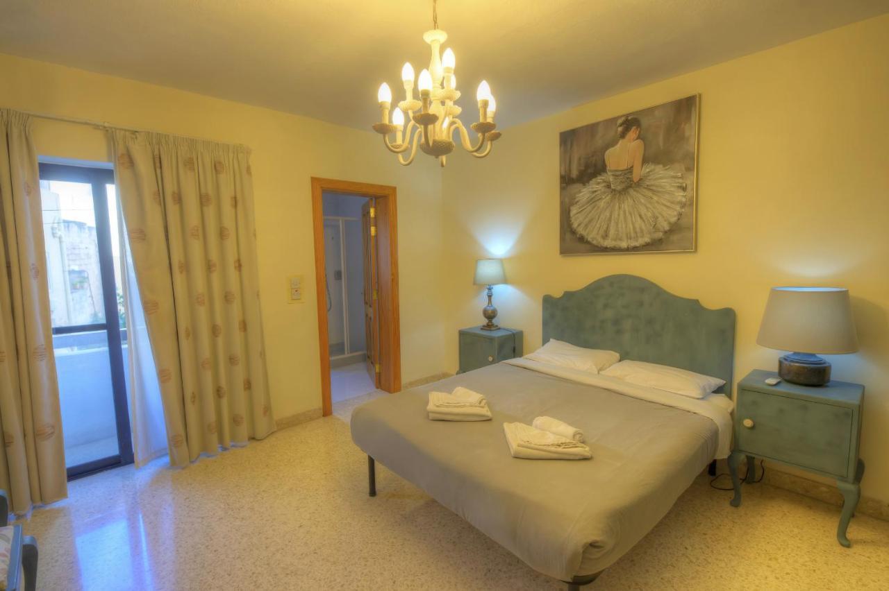 Large And Bright Apartment In The City Centre Goslm-2 Sliema Eksteriør billede